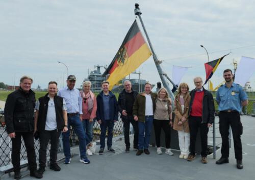 04 alle-an-Deck